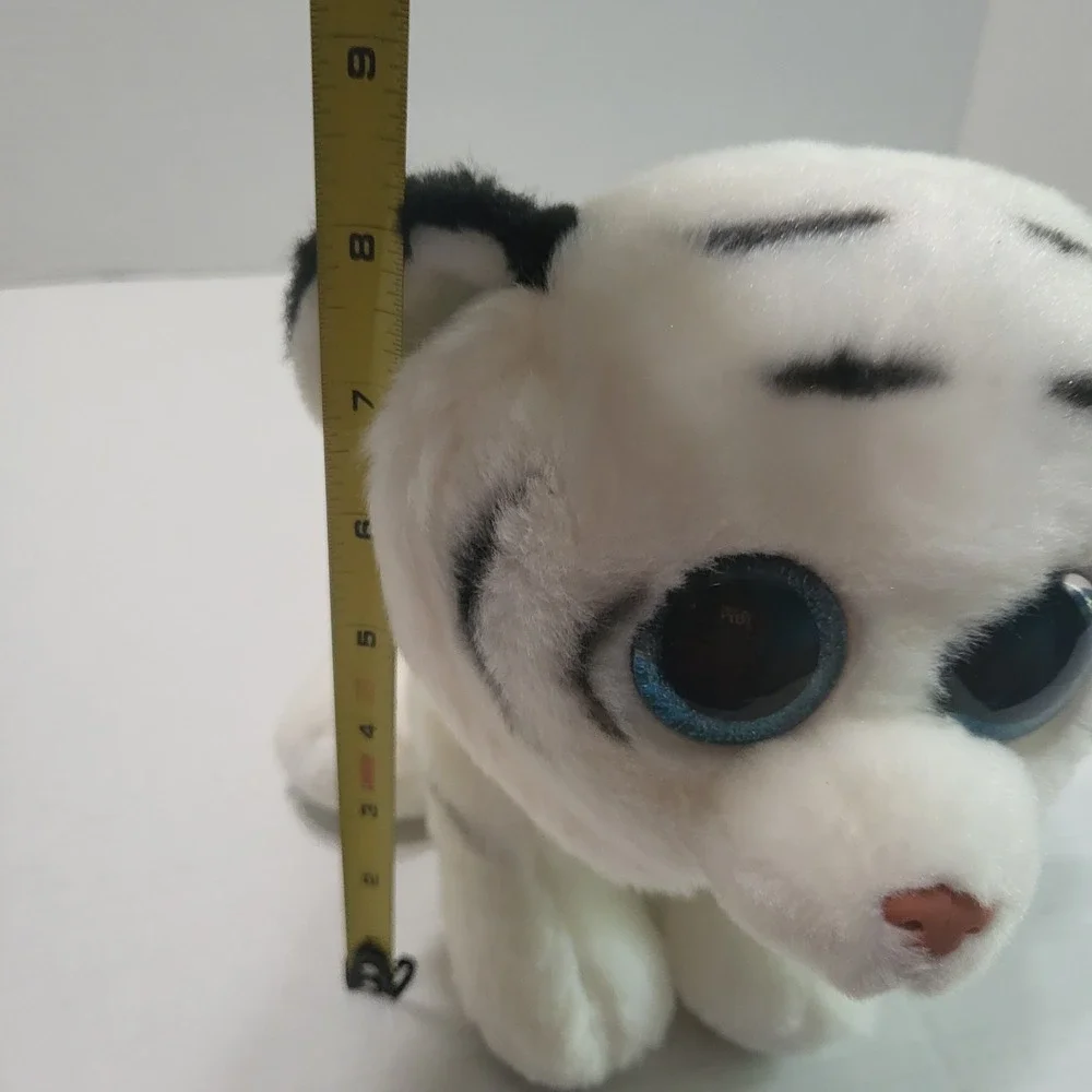 TY Classic Velvety Tundra White Baby Tiger 10
